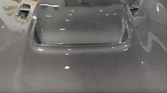 Carbon Fiber vs. Fiberglass – Which Composite Material Should You Choose?